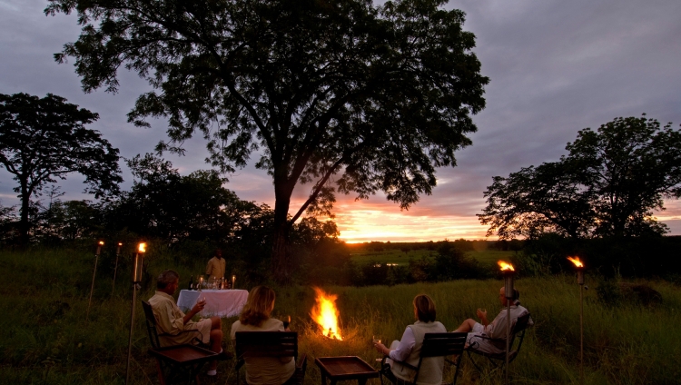 Sanctuary Puku Ridge Camp - Sundowners